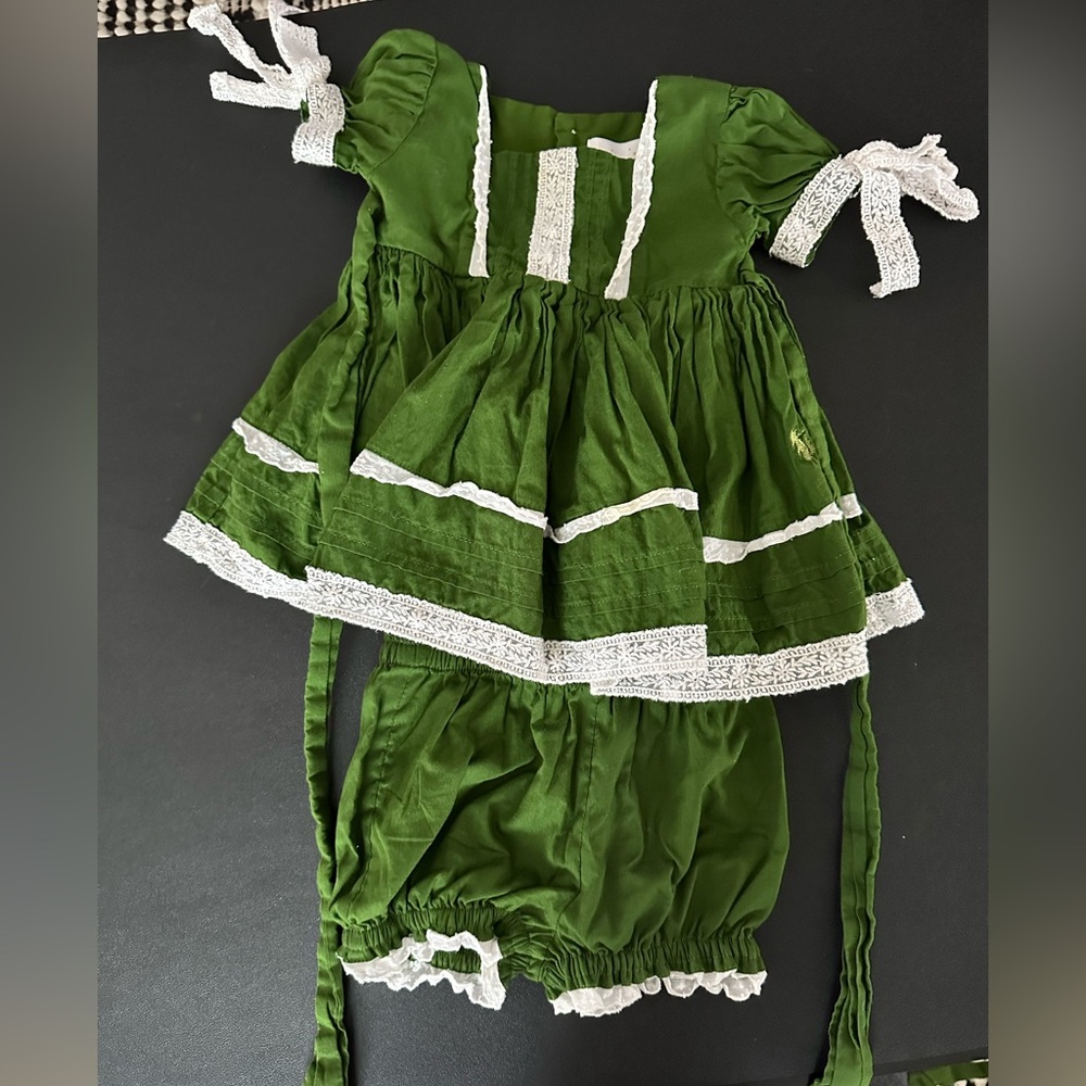 Well Dressed Wolf Green and White Kids Ensemble